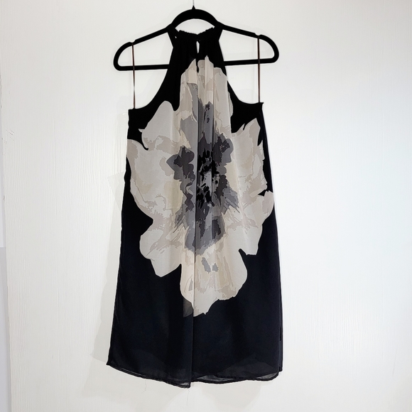 4/$20 Wilster Black and Gray Large Floral Print Halter Neck Mini Dress Small - Picture 7 of 8